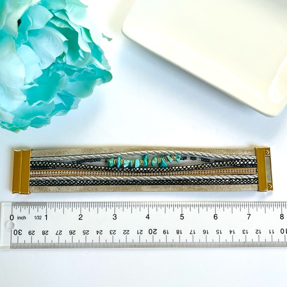 Silver Leather Wrap Turquoise Stone Bracelet - Picture 5 of 7